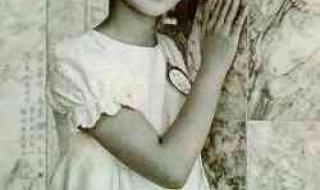 童年主要内容200字