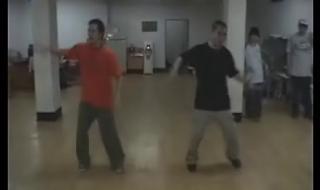 张佑赫机械舞高清 张佑赫机械舞高清