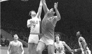 中国男篮中锋身高排名 中国男篮中锋身高排名